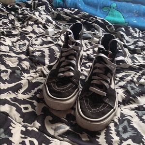 Hi top vans 🤠